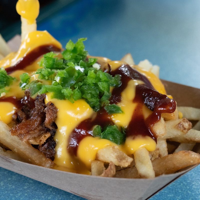 9 Tantalizing Toppings: How To Make Chili Cheese Fries With Sauce?